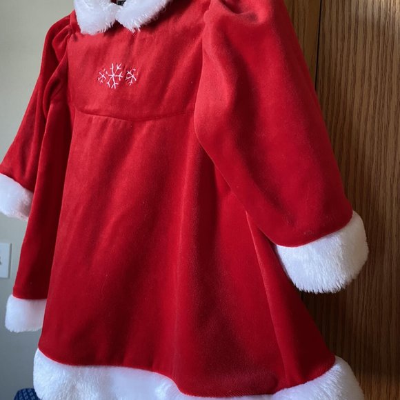 12 mos red velvet w/ faux fur HOLIDAY Christmas DRESS - Picture 3 of 4